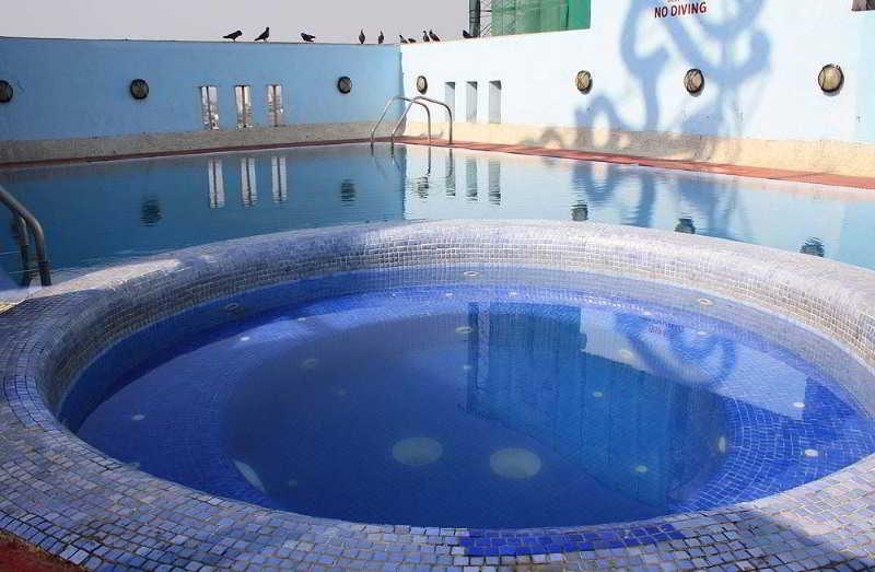 Ramee Guestline Hotel Dadar Mumbai Exterior photo