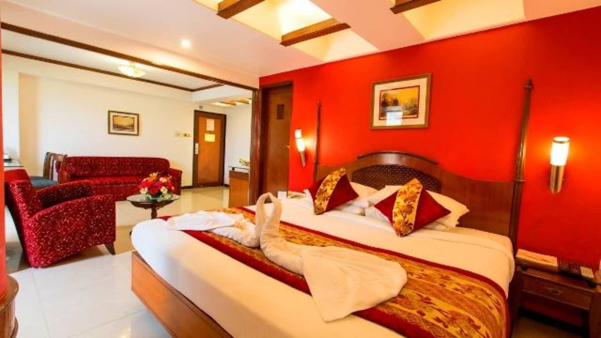 Ramee Guestline Hotel Dadar Mumbai Exterior photo