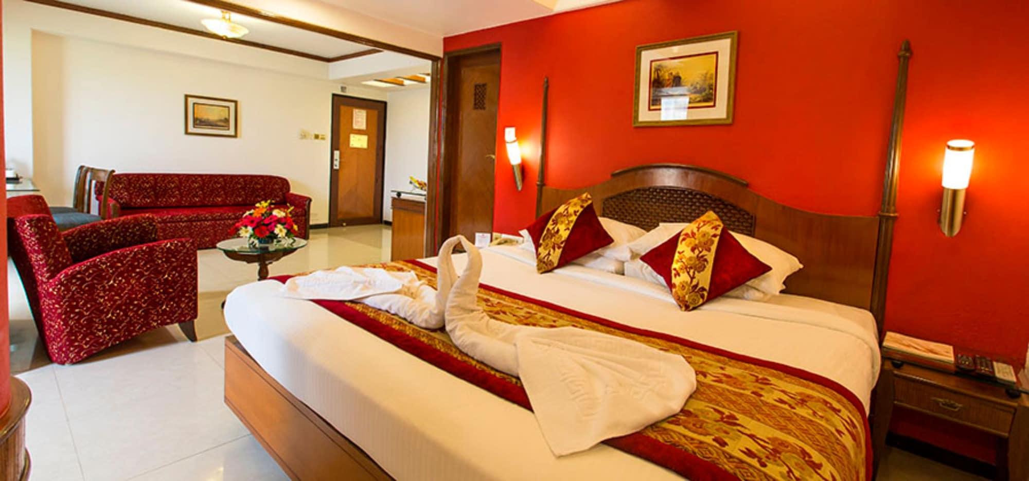 Ramee Guestline Hotel Dadar Mumbai Exterior photo