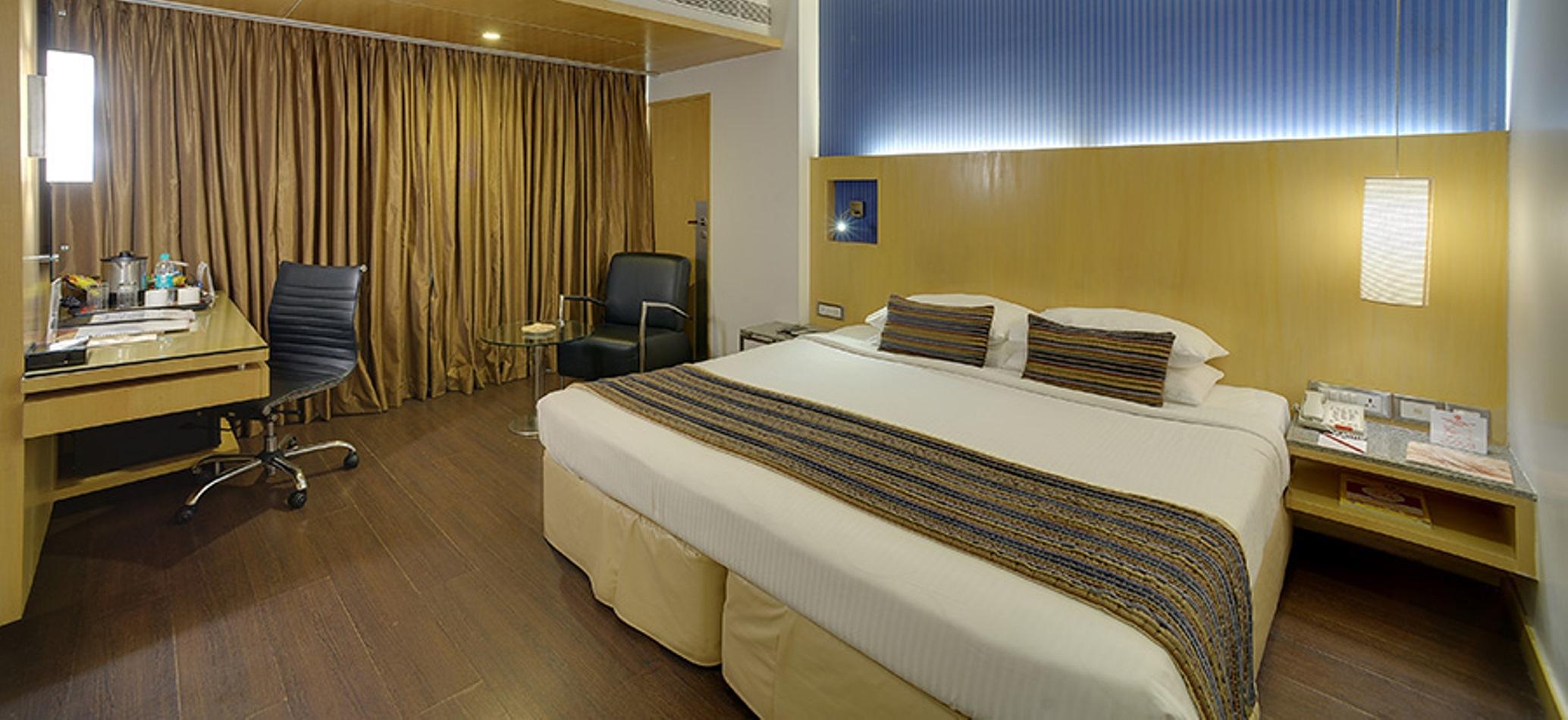 Ramee Guestline Hotel Dadar Mumbai Exterior photo
