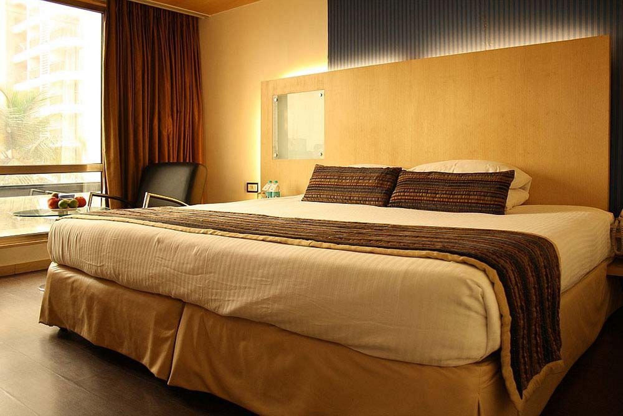 Ramee Guestline Hotel Dadar Mumbai Room photo